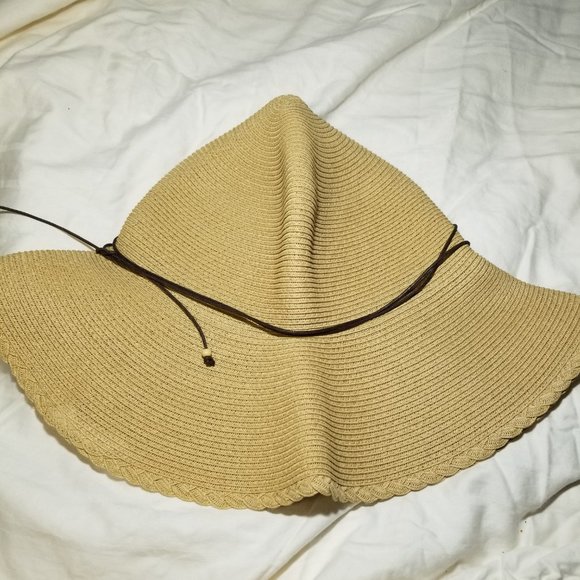 Hat - Picture 2 of 6